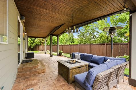 28302 239th Street Maple Valley WA 98038