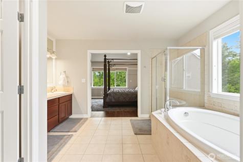 28302 239th Street Maple Valley WA 98038