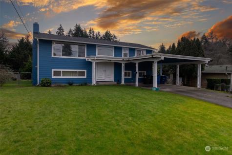 2316 Oak Steilacoom WA 98388