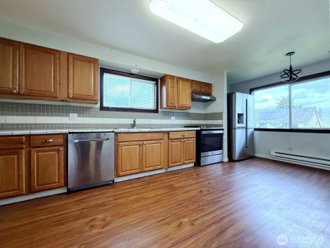 6530 S G Street Tacoma WA 98408