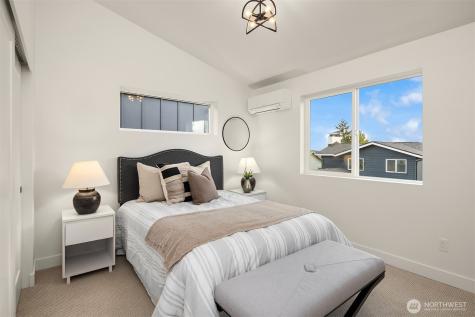 13548 39th Avenue NE Seattle WA 98125