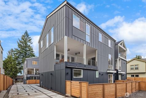 13548 39th Avenue NE Seattle WA 98125