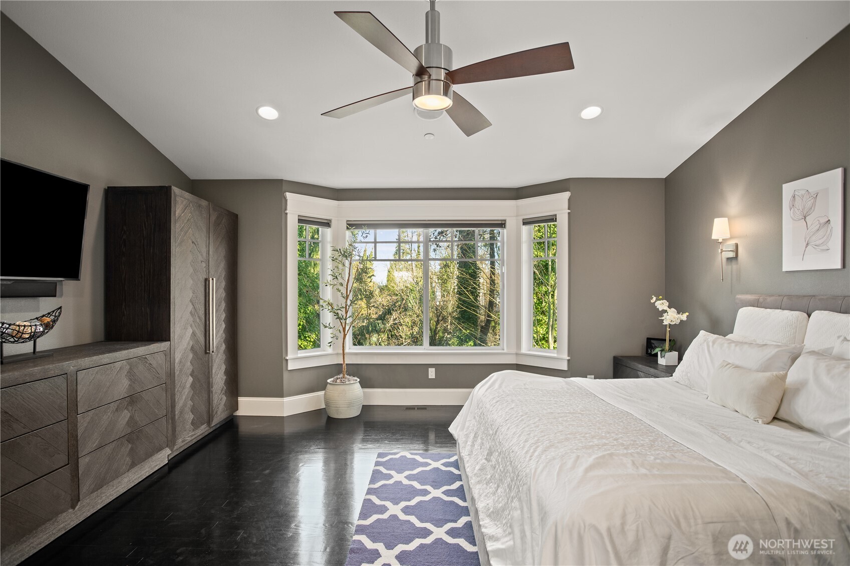 8612 36th Street Mercer Island WA 98040