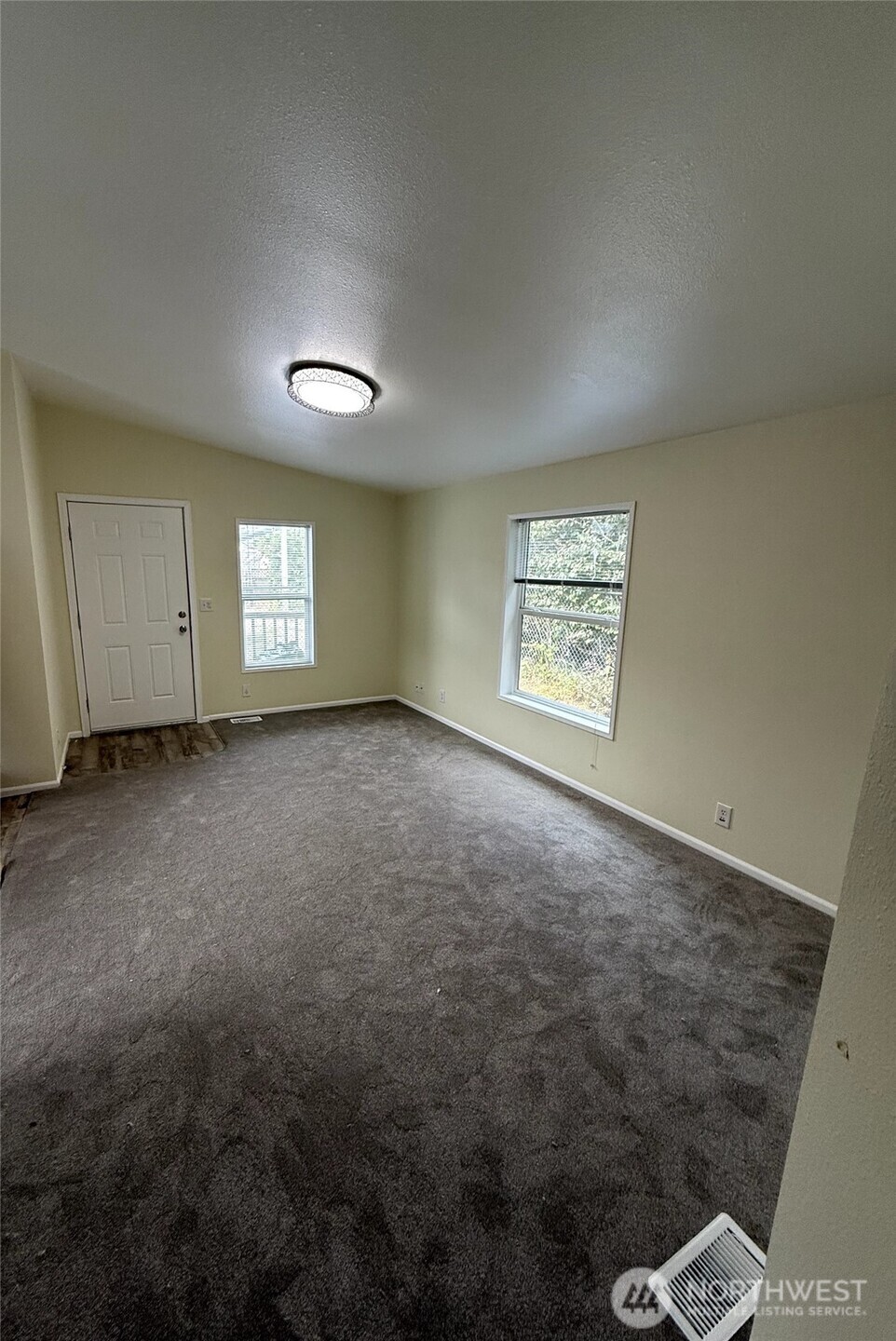10711 W 9th Avenue Court S Tacoma WA 98444