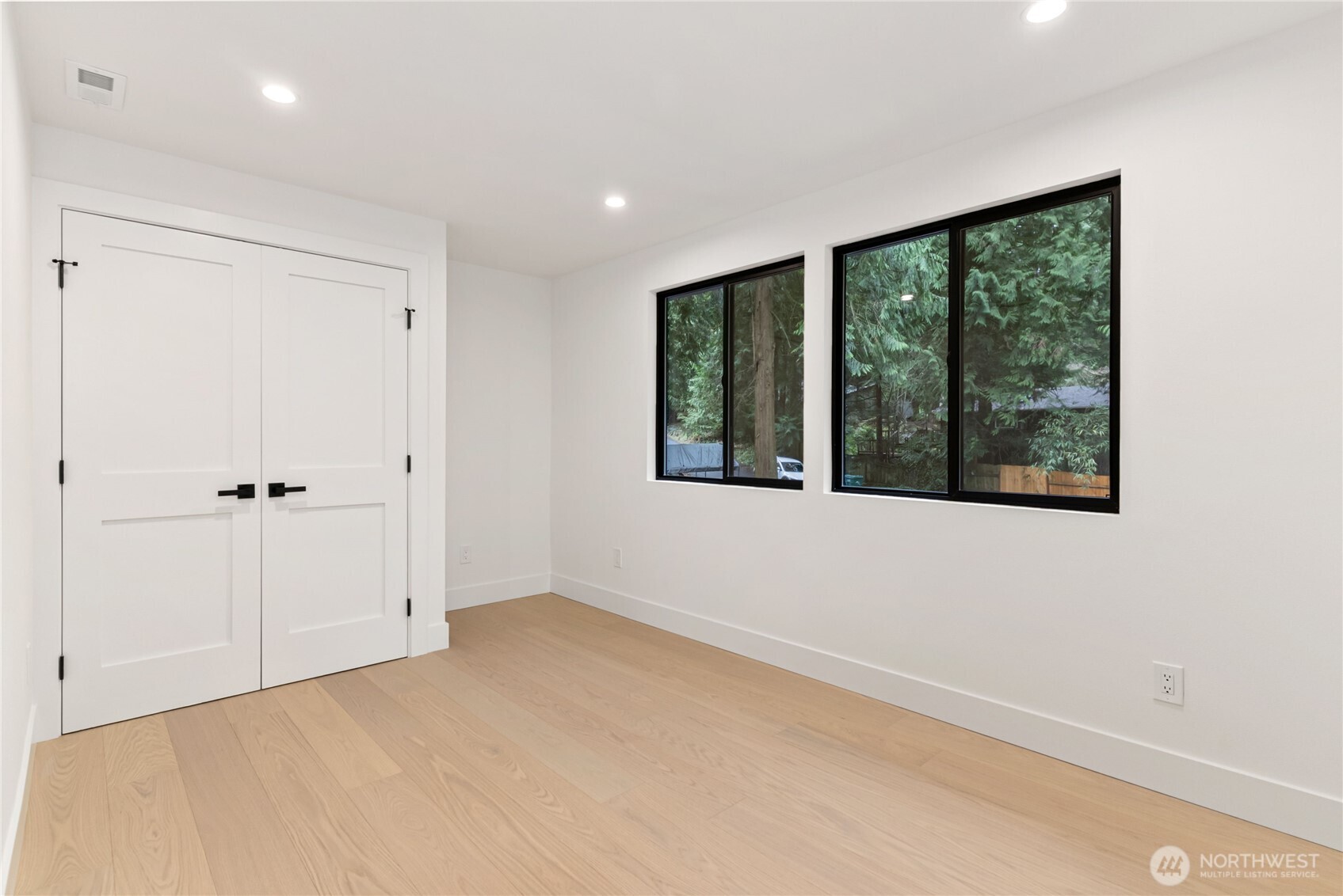 22911 57th Avenue SE Woodinville WA 98072