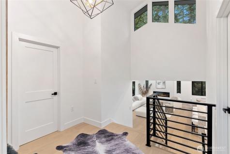 22911 57th Avenue SE Woodinville WA 98072