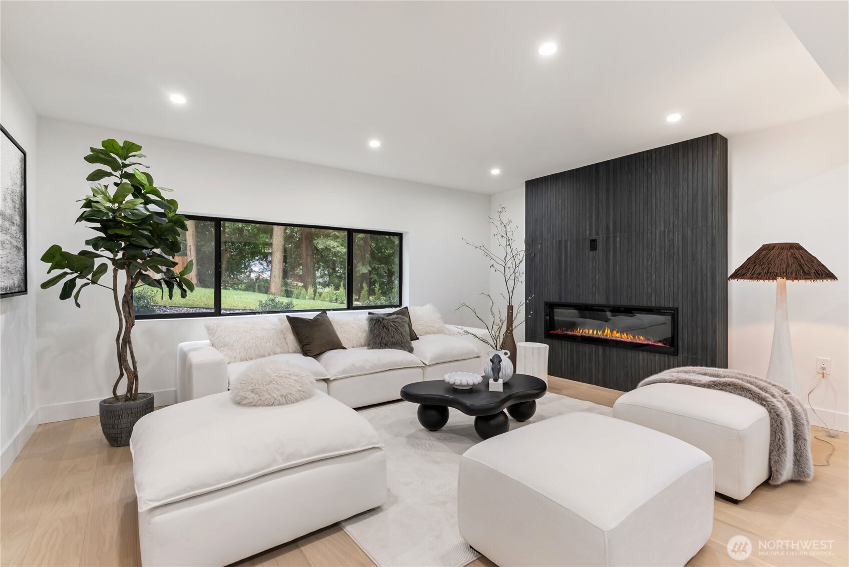 22911 57th Avenue SE Woodinville WA 98072