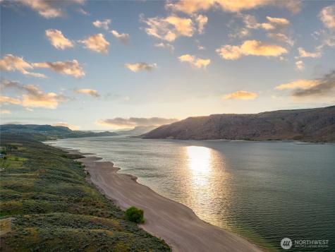 4205 E Plum Point Grand Coulee WA 99133