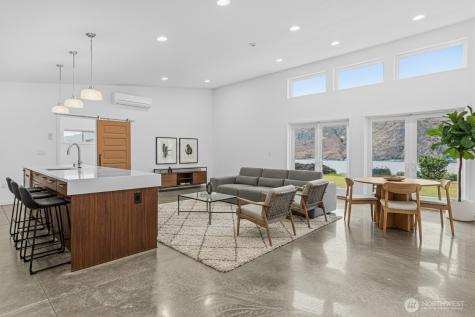 4205 E Plum Point Grand Coulee WA 99133