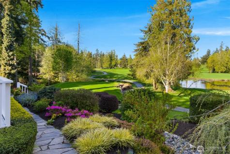 712 Tiffany Meadows Drive NE Bainbridge Island WA 98110