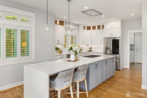 712 Tiffany Meadows Drive NE Bainbridge Island WA 98110