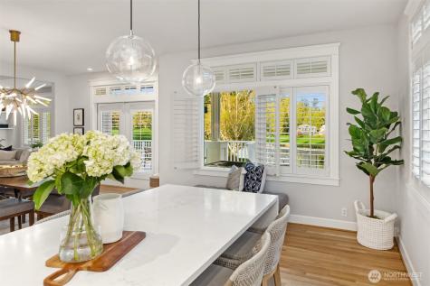 712 Tiffany Meadows Drive NE Bainbridge Island WA 98110