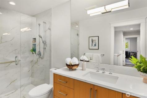 712 Tiffany Meadows Drive NE Bainbridge Island WA 98110