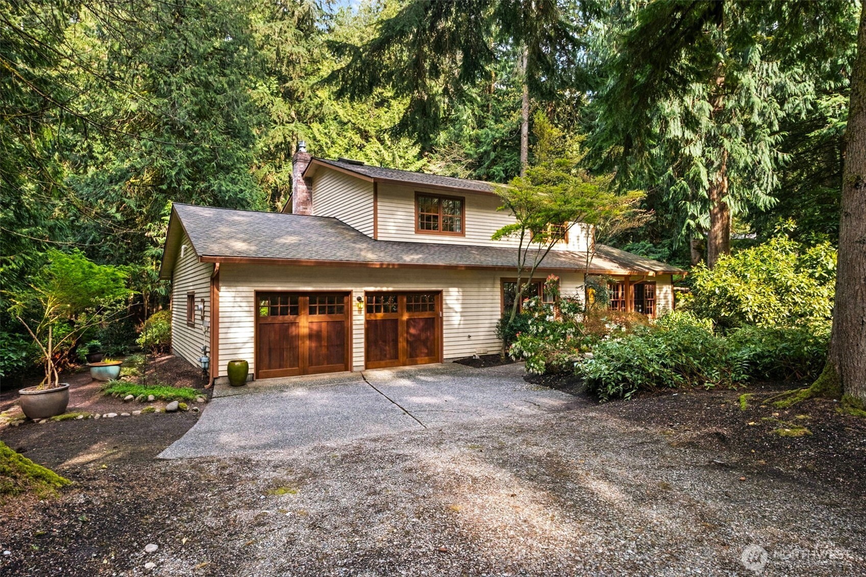 25300 SE Mirrormont Way Issaquah WA 98027