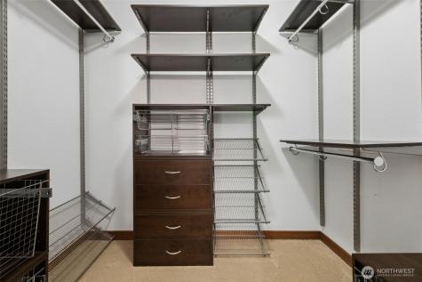 25300 SE Mirrormont Way Issaquah WA 98027