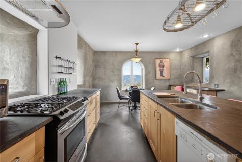 6600 Coyote Ridge Road Cashmere WA 98815