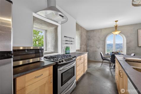 6600 Coyote Ridge Road Cashmere WA 98815