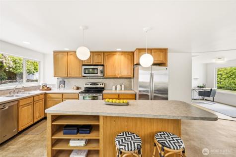 7001 N 13th Street Tacoma WA 98406