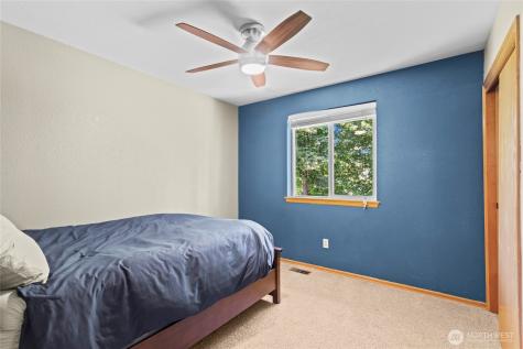 9224 60th Avenue Ct E Puyallup WA 98371