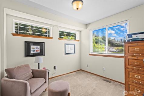 9224 60th Avenue Ct E Puyallup WA 98371