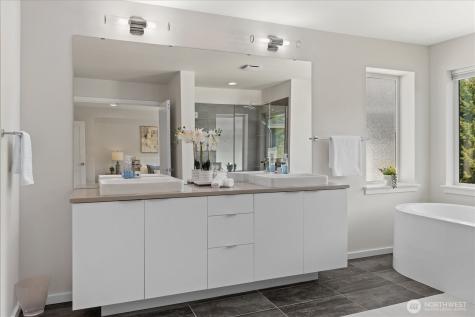 8586 121st Place SE Newcastle WA 98056