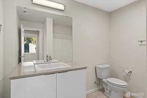 8586 121st Place SE Newcastle WA 98056