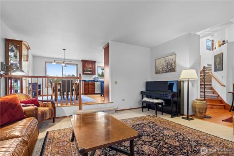 1103 SW 334th Place Federal Way WA 98023