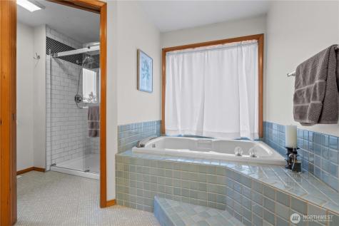 1103 SW 334th Place Federal Way WA 98023