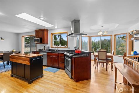 1103 SW 334th Place Federal Way WA 98023