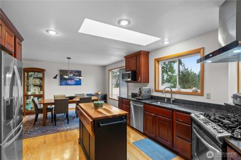 1103 SW 334th Place Federal Way WA 98023