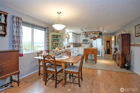 163 Schoolhouse Lane Toledo WA 98591