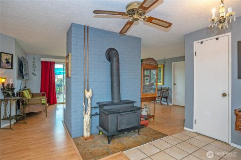 163 Schoolhouse Lane Toledo WA 98591