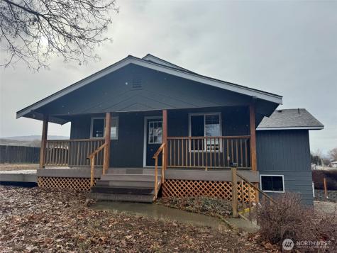 21 Orchard Loop Road N Tonasket WA 98855