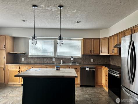 21 Orchard Loop Road N Tonasket WA 98855