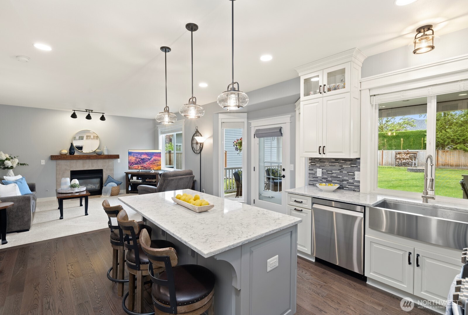 2111 215th Avenue E Lake Tapps WA 98391