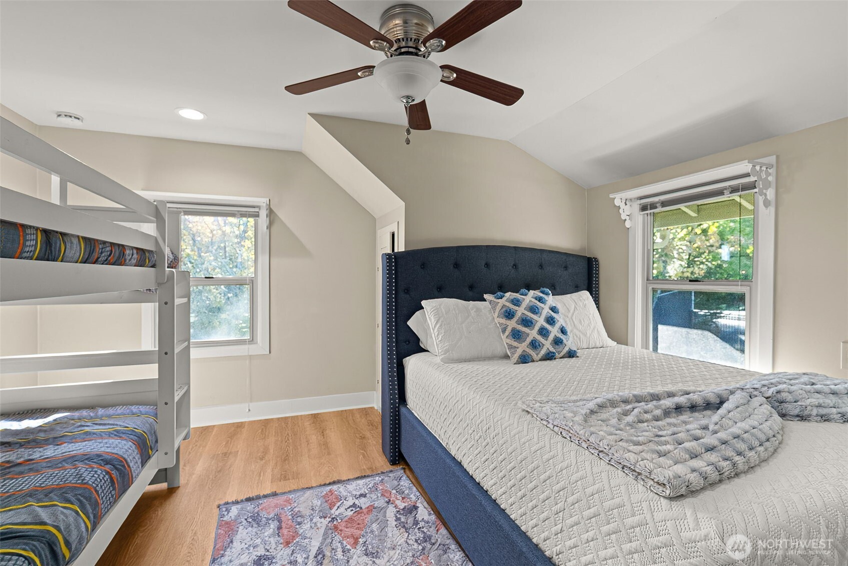 5208 Illahee Road NE Bremerton WA 98311