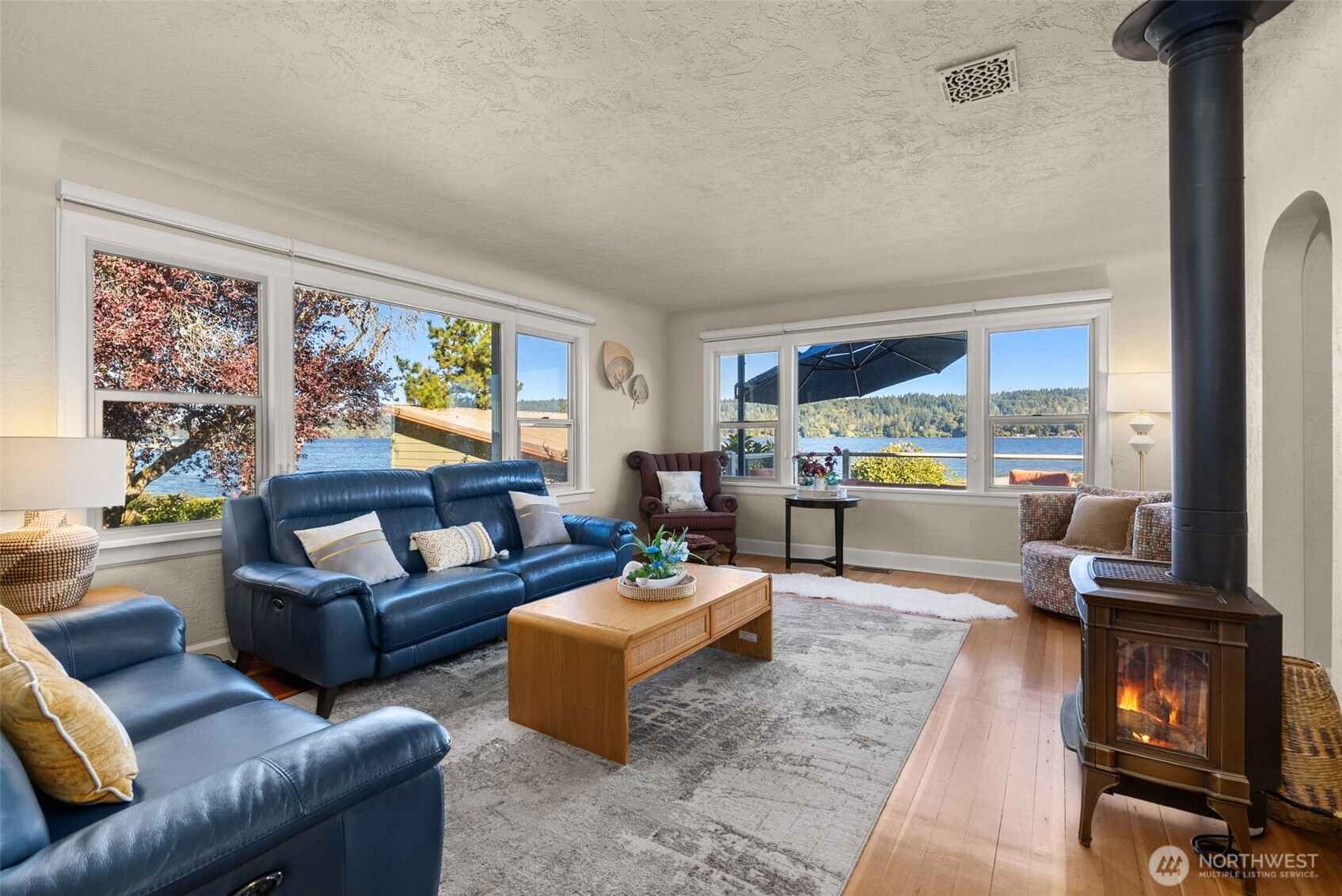 5208 Illahee Road NE Bremerton WA 98311