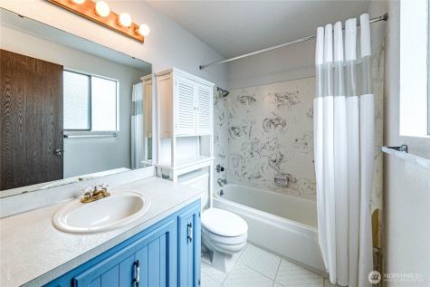 5410 189th Place SW Lynnwood WA 98036