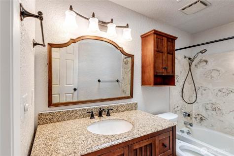 5410 189th Place SW Lynnwood WA 98036
