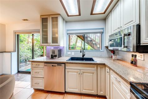 5410 189th Place SW Lynnwood WA 98036