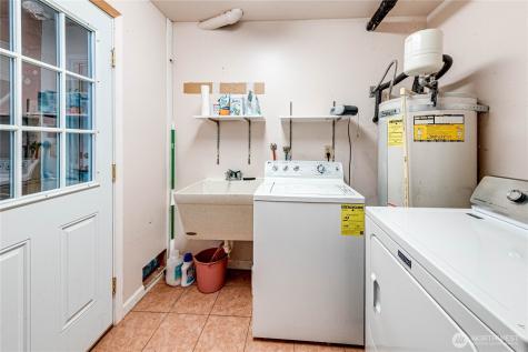 5410 189th Place SW Lynnwood WA 98036