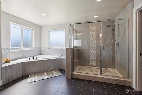 3507 SW 171st Street SW Lynnwood WA 98037