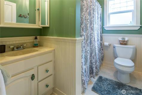 405 S 7th Mount Vernon WA 98274