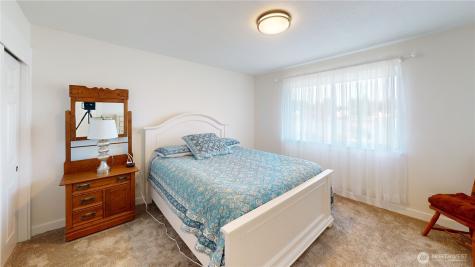 571 E Chance A La Mer NE Ocean Shores WA 98569