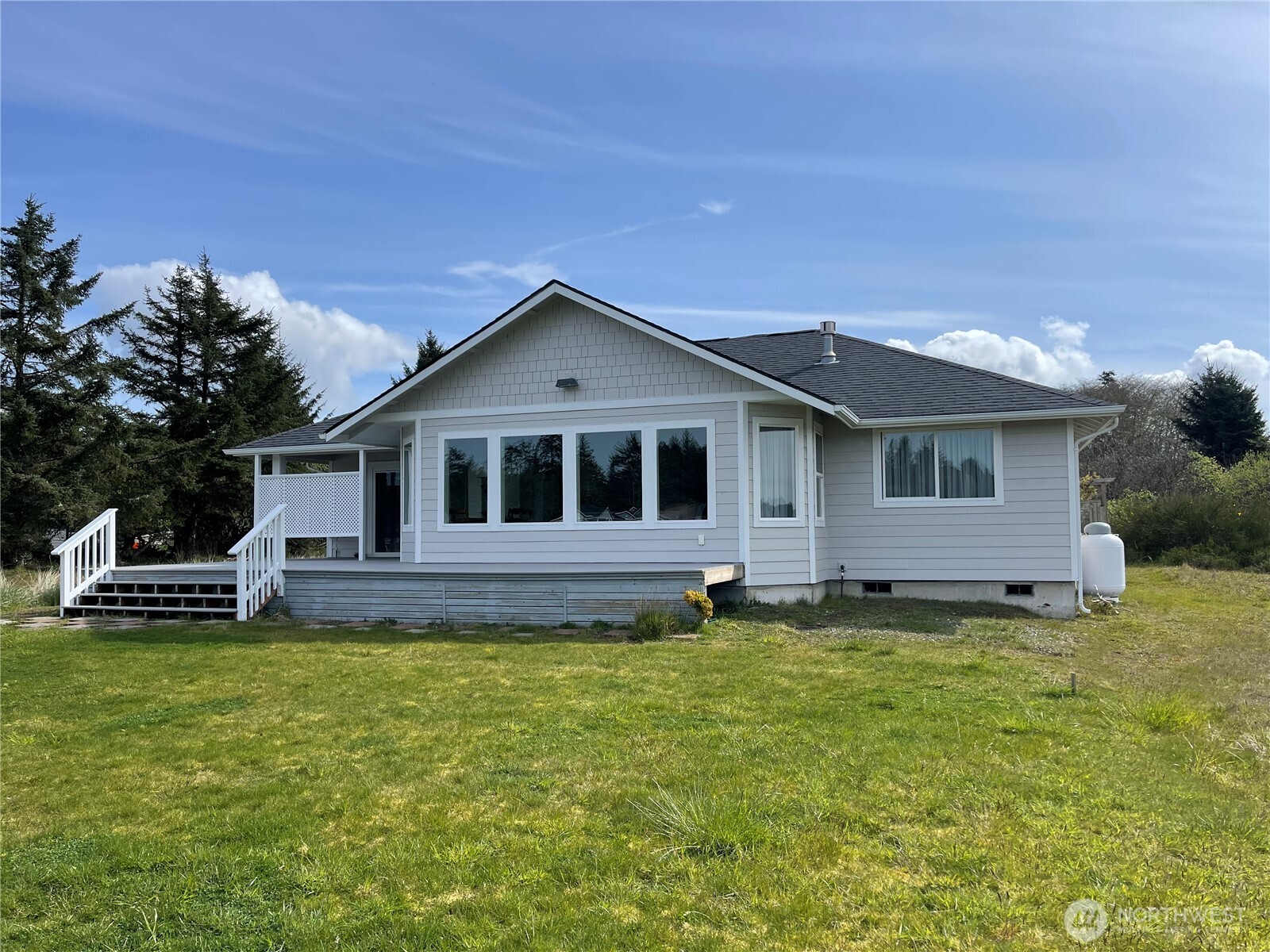 571 E Chance A La Mer NE Ocean Shores WA 98569
