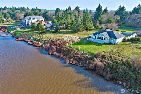 571 E Chance A La Mer NE Ocean Shores WA 98569