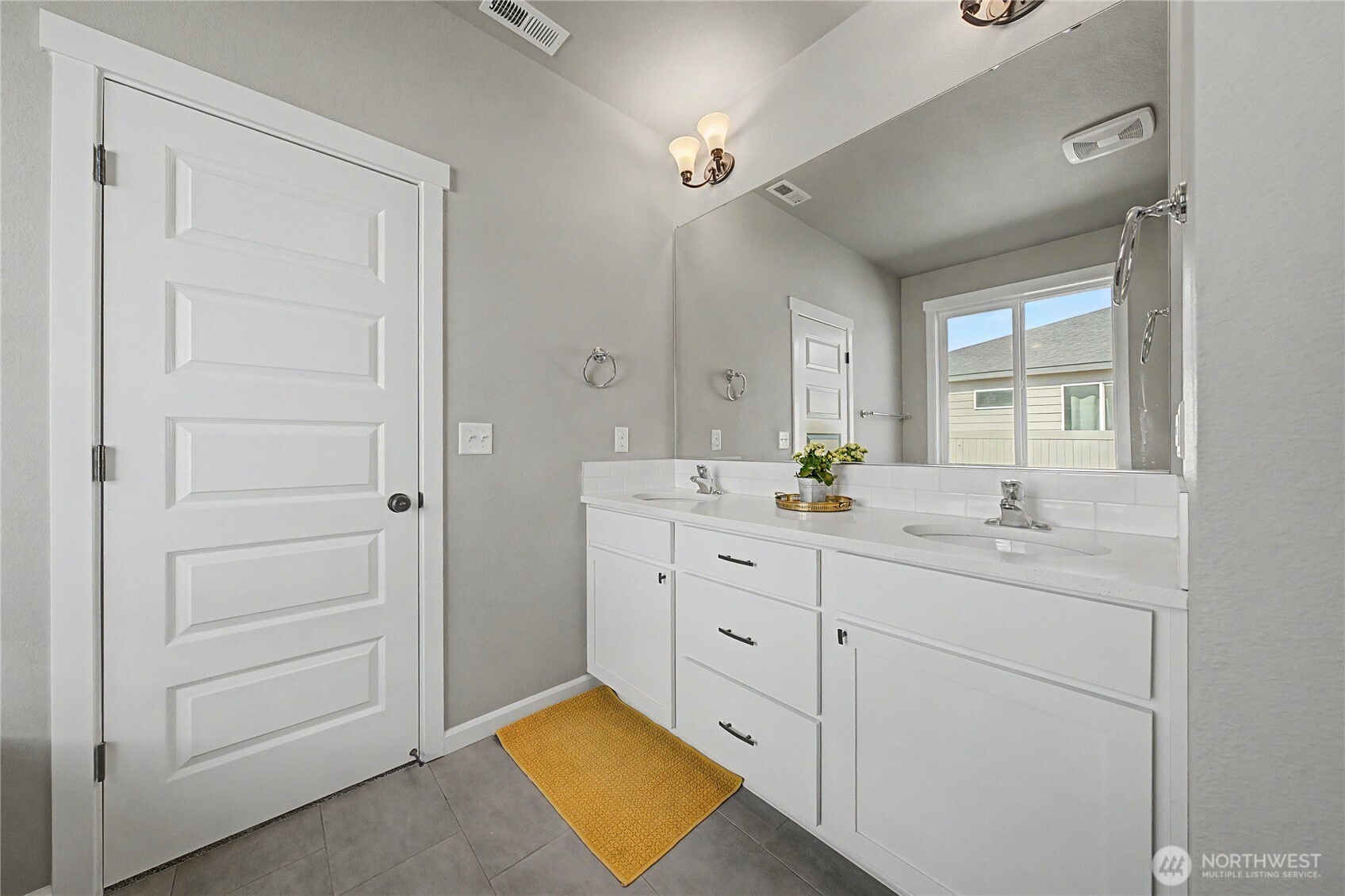 738 I Street NE Quincy WA 98848