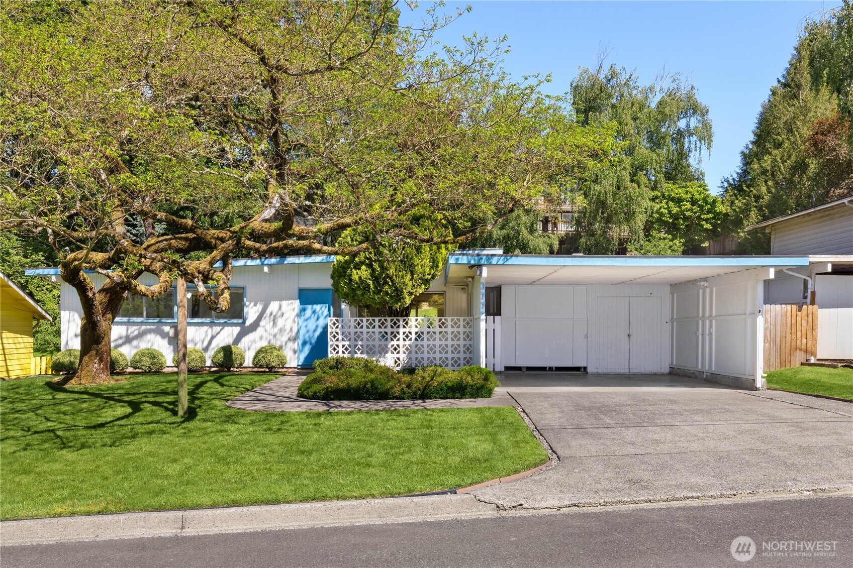 3772 78th Avenue SE Mercer Island WA 98040