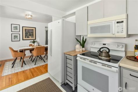 3772 78th Avenue SE Mercer Island WA 98040