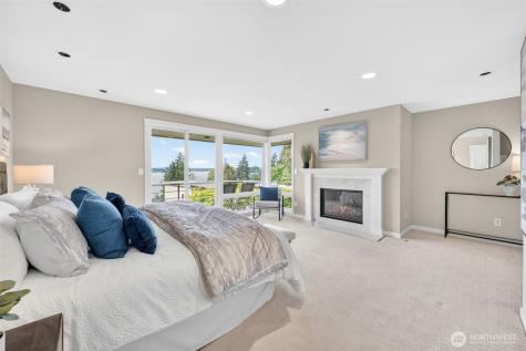 9829 NE 1st Street Bellevue WA 98004
